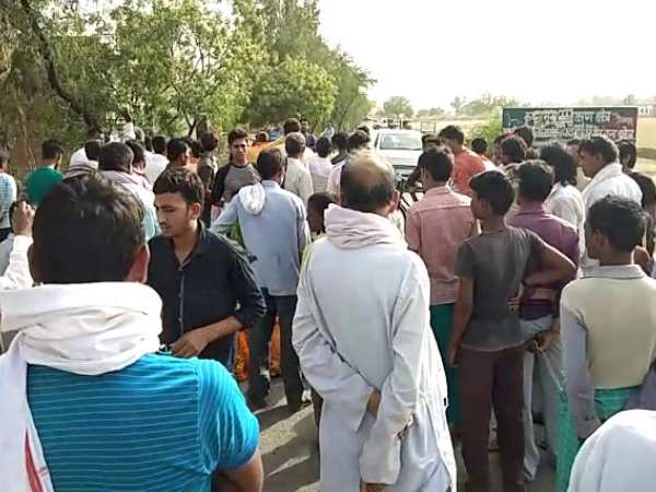 बैकफुट पर रही फोर्स