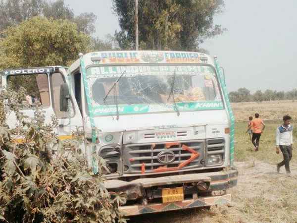Three killed in accident in Sambhal Three killed in accident in Sambhal