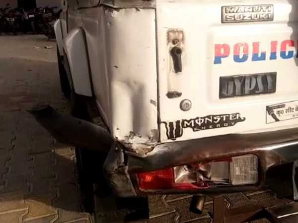 Cow smugglers tried to hit policemen in Sambhal Cow smugglers tried to hit policemen in Sambhal