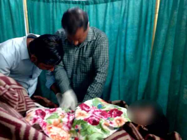 woman set herself on fire in critical condition in Shahjahanpur woman set herself on fire in critical condition in Shahjahanpur
