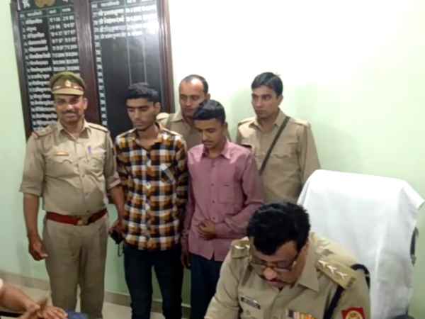 वैष्णवी ने घर में रखा तमंचा प्रेमी को दिया था