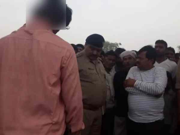 A doctors found hanging on tree in Mathura A doctors found hanging on tree in Mathura