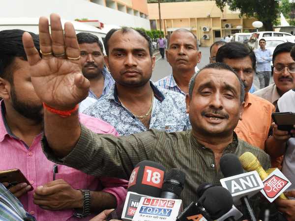 पीड़िता की मां ने एफआईआर में कहा था कि