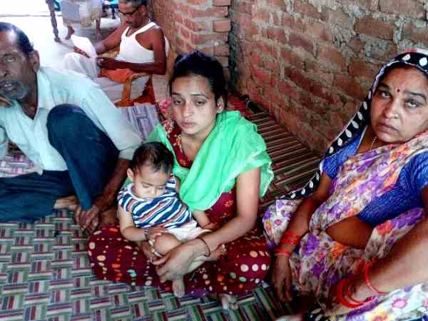 पीड़िता को मार-मारकर किया बेहोश
