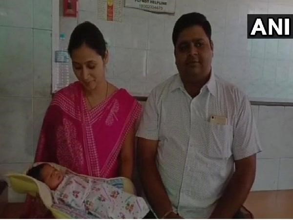 parents Enrolled Baby Girl For Aadhar Within 2 Minutes Of Being Born parents Enrolled Baby Girl For Aadhar Within 2 Minutes Of Being Born