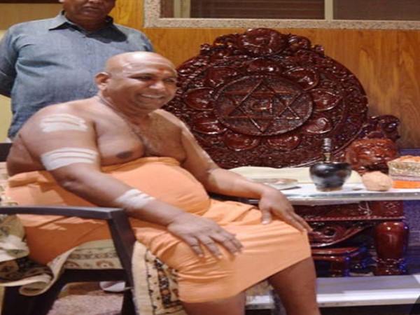 बाबाओं को मिलेंगी ये सुविधा