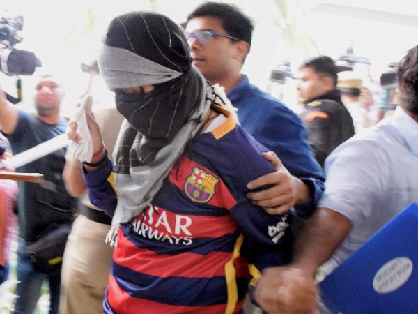 Ryan School Murder Case: कोर्ट का बड़ा फैसला, नाबालिग आरोपी को बालिग मानकर चलेगा केस Ryan School Murder Case: कोर्ट का बड़ा फैसला, नाबालिग आरोपी को बालिग मानकर चलेगा केस
