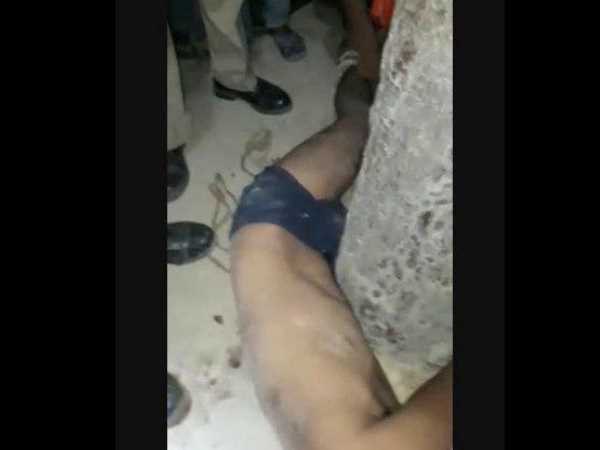 lover beaten badly tied with tree in Mau lover beaten badly tied with tree in Mau