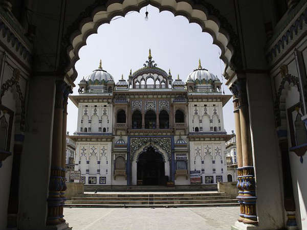 जनकपुर नेपाल के धार्मिक और सांस्कृतिक पर्यटन का केंद्र