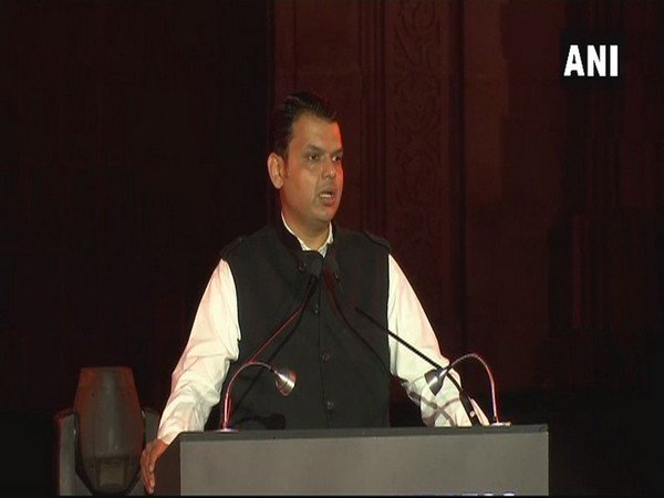 हमने एक सक्षम ऑफिसर खो दिया: मुख्यमंत्री फडणवीस हमने एक सक्षम ऑफिसर खो दिया: मुख्यमंत्री फडणवीस