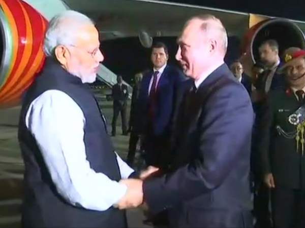पीएम मोदी रूस के सोचि से भारत के लिए हुए रवाना पीएम मोदी रूस के सोचि से भारत के लिए हुए रवाना