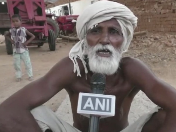 मदद को कोई नहीं आया आगे