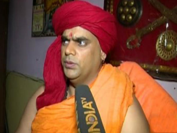 स्वामी चक्रपाणि हैं अखिल भारत हिन्दू महासभा के राष्ट्रीय अध्यक्ष