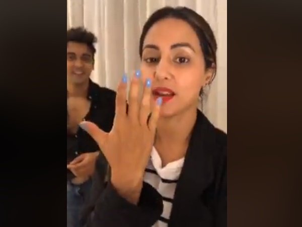 गुड़गांव से आकर खोला नेलपेंट का बॉटल