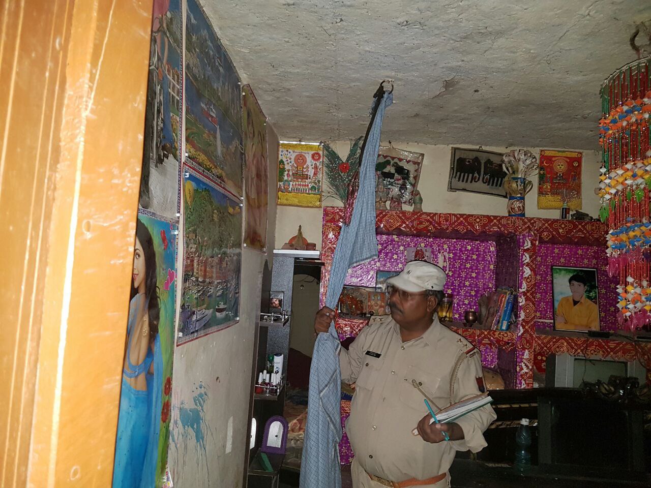 Farmer in Mainpur suicide Farmer in Mainpur suicide