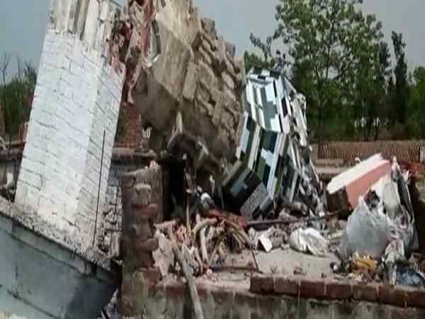 balrampur mosque damaged in heavy storm mother with her child died balrampur mosque damaged in heavy storm mother with her child died