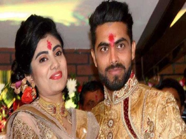 आरोपी पुलिसकर्मी का नाम संजय अहिर है।
