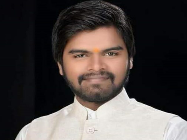 दोस्ती बदल गई थी दुश्मनी में