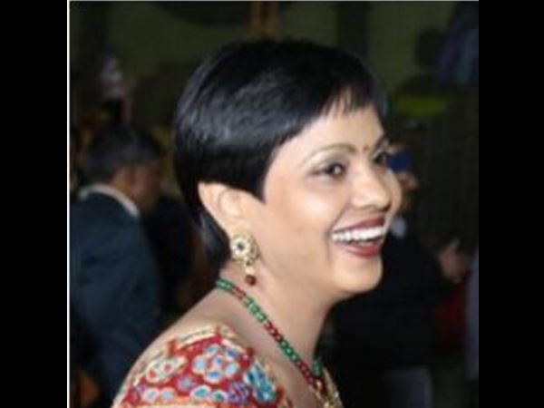 गाजियाबाद में रहती हैं अनीता