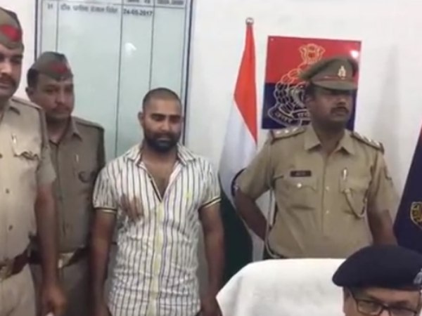 10 दिन पहले हुई थी शादी