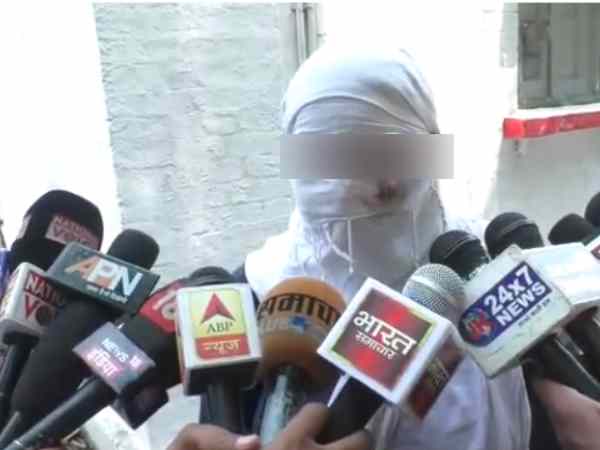 सात साल पहले हुई पति की मौत