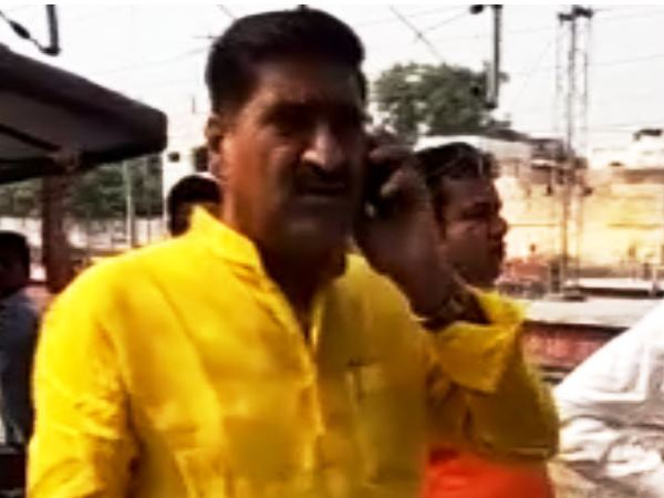 I want Vaishali at the station I want Vaishali at the station