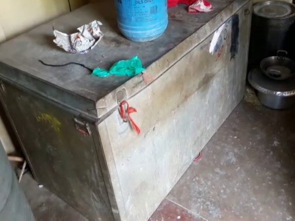 amethi lost boys deadbody found in his house roof on box amethi lost boys deadbody found in his house roof on box
