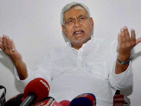 बिहार में राजद सबसे बड़ी पार्टी सरकार नीतीश भाजपा की