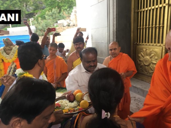 कुमारस्वामी जेडीएस के बड़े नेता हैं