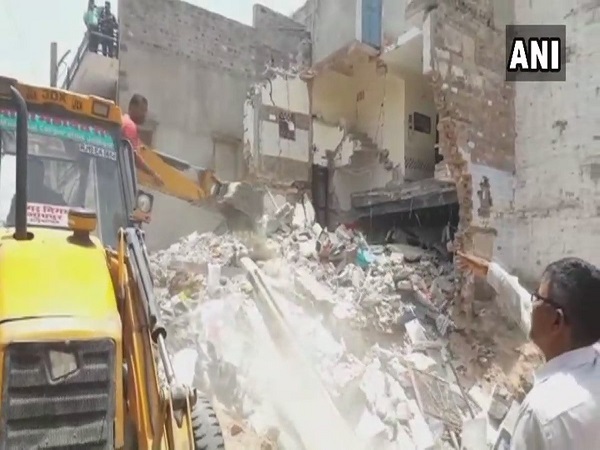 Building Collapses in Jodhpur, Several Feared Trapped as well Building Collapses in Jodhpur, Several Feared Trapped as well
