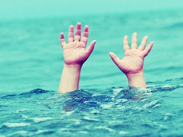 दिल्ली में मौत का स्विमिंग पूल: डूबने से दो दोस्तों की मौत, पूल का मालिक और केयर टेकर गिरफ्तार दिल्ली में मौत का स्विमिंग पूल: डूबने से दो दोस्तों की मौत, पूल का मालिक और केयर टेकर गिरफ्तार