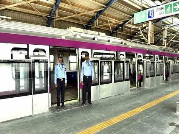 16 में से 14 स्टेशन भूमिगत