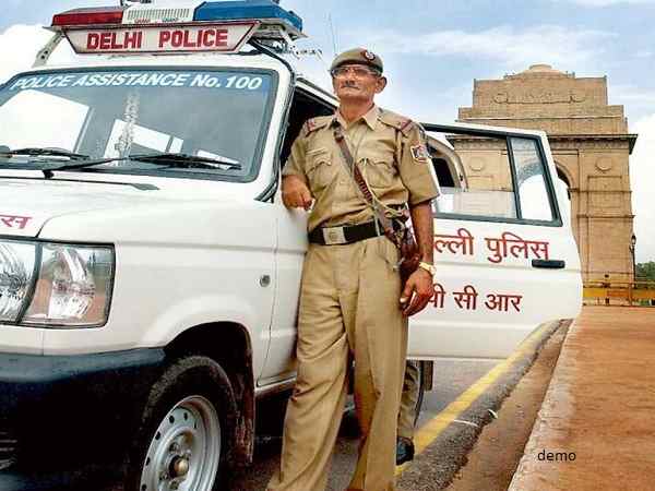 जखीरा फ्लाईओवर के पास लोगों पर फेंक रहा था पत्थर
