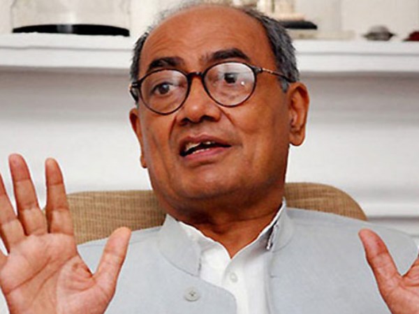 दिग्विजय सिंह ने लिखा- हमें सड़क पर उतरना होगा
