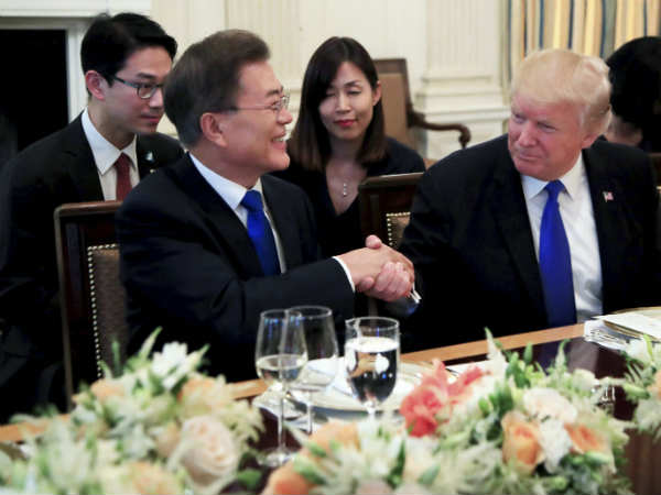 donald-trump-moon-jai-in-meeting donald-trump-moon-jai-in-meeting