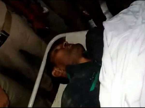 Aligarh police kill 50 thousand prize gangster in encounter Aligarh police kill 50 thousand prize gangster in encounter