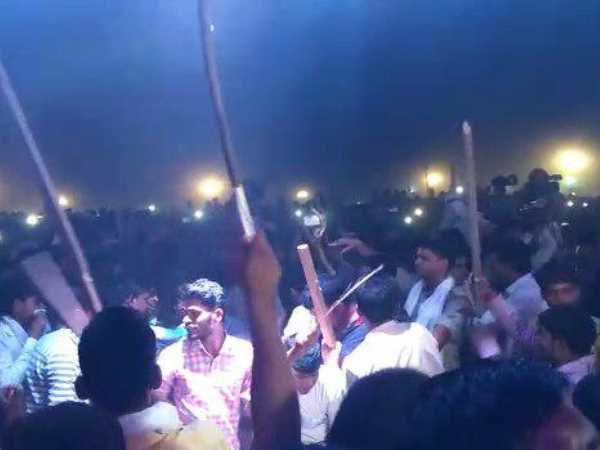 Distruption at sapna choudhary event in farrukhabad Distruption at sapna choudhary event in farrukhabad