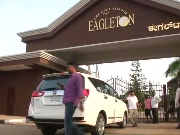 Karnataka Police forces removed outside Eagleton Resort where Congress MLAs lodged Karnataka Police forces removed outside Eagleton Resort where Congress MLAs lodged