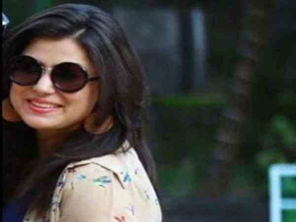 तेज रफ्तार ने ले ली FM रेडियो में काम करने वाली महिला की जान, जानिए कैसे हुआ हादसा तेज रफ्तार ने ले ली FM रेडियो में काम करने वाली महिला की जान, जानिए कैसे हुआ हादसा