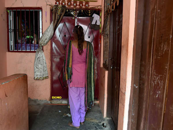 8 साल पहले किया था पीडि़ता की विधवा मां से शादी, 13 की उम्र में किया रेप