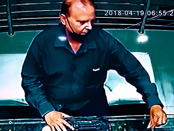 पायल के साथ उठा ली हीरे की अंगूठी