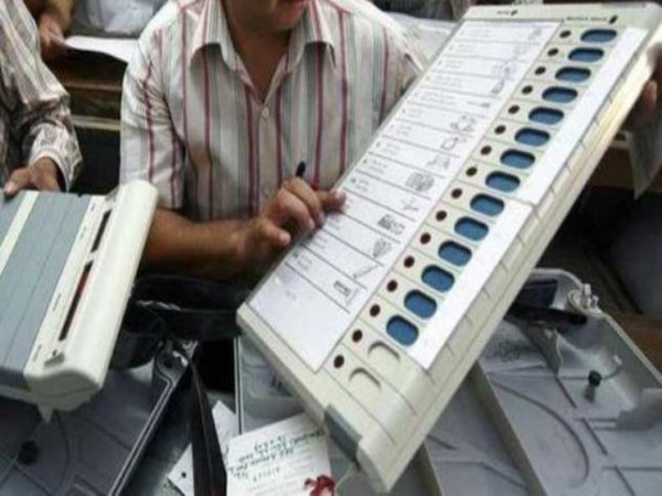 चुनाव आयुक्त को लिखकर देंगे- सिद्धार्थनाथ सिंह