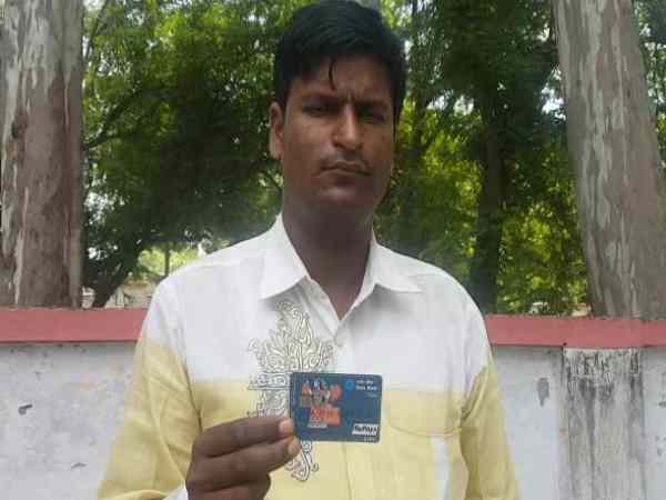 ATM card fraud, UP Police not taking action in Hardoi ATM card fraud, UP Police not taking action in Hardoi