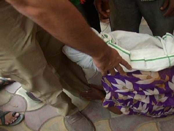 A rape victim touching leg of BJP MLA harshwardhan for justice in Allahabad A rape victim touching leg of BJP MLA harshwardhan for justice in Allahabad