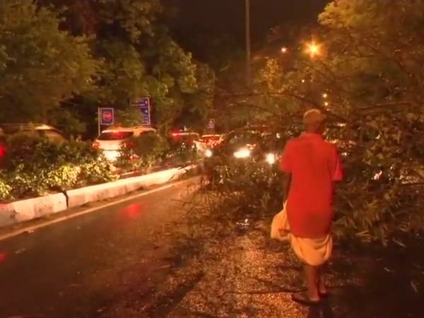 delhi,weather, weather report, weather, rain lashes delhi, rain delhi,weather, weather report, weather, rain lashes delhi, rain