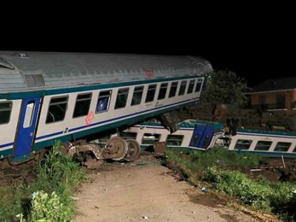 italy-train-accident italy-train-accident
