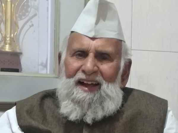 shafiq ur rahman barq comment on jinnah photo in Sambhal shafiq ur rahman barq comment on jinnah photo in Sambhal