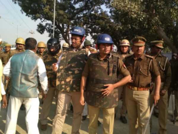kairana bypoll election 2018 beaten the officer police force deployed kairana bypoll election 2018 beaten the officer police force deployed
