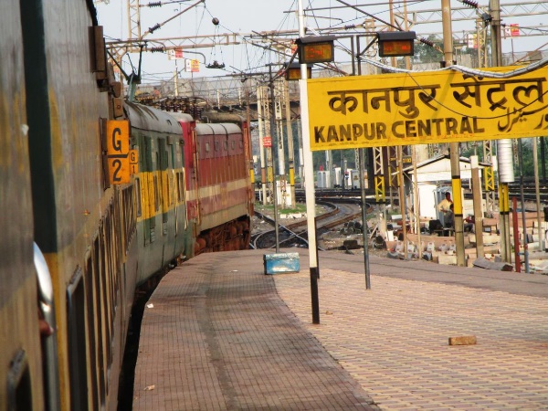 लिस्ट में यूपी के चार स्टेशन शामिल