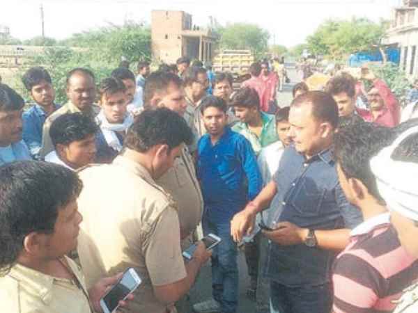 क्या कह रहे अधिकारी